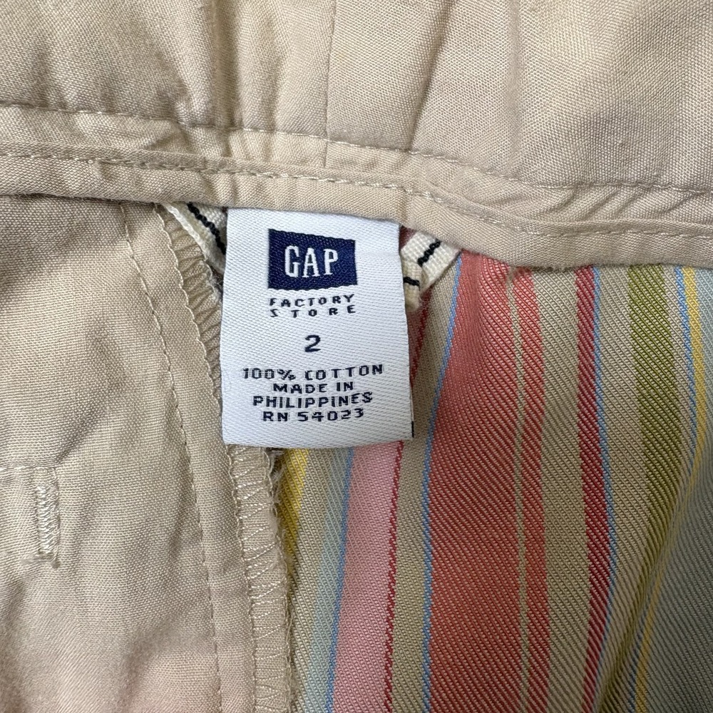 Womens GAP capri pants. Size 2. Tan w/multicolor stripes - Picture 2 of 4